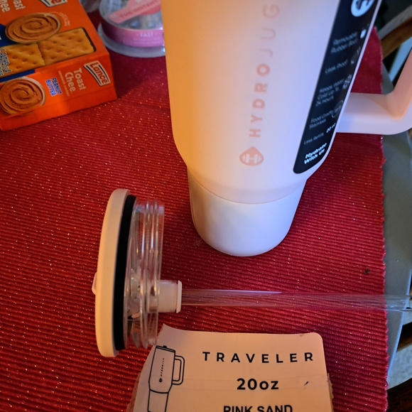 Traveler 20oz White Mug - Picture 5 of 5